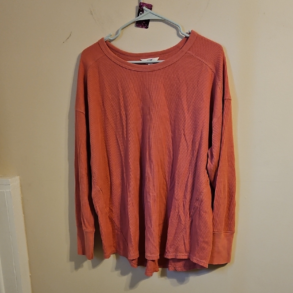 Terra & Sky Coral Waffle Knit Long Sleeve Tunic Top. In EUC